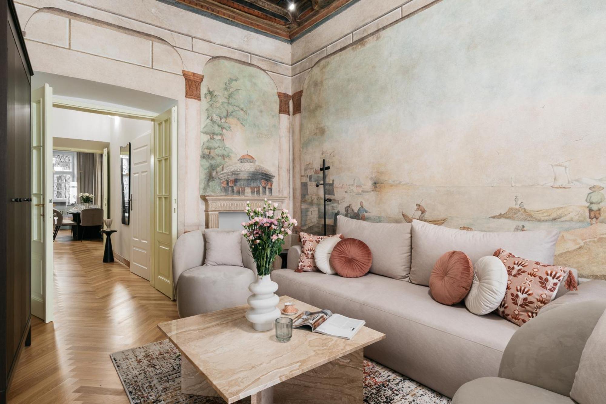 Apartment Gallery 7 - Loftaffair Collection *